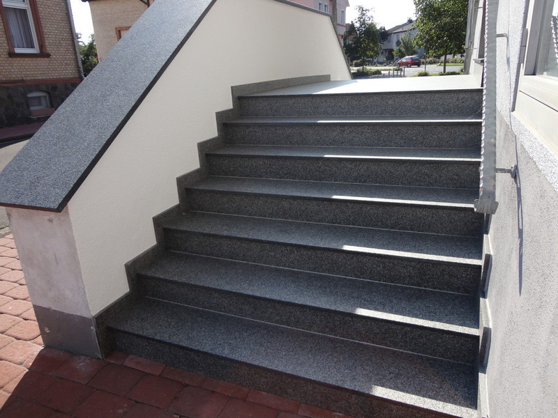 Schody granitowe antracyt